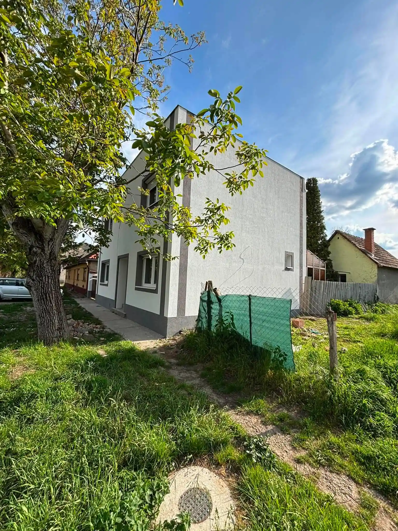 Felsőszentiván 8